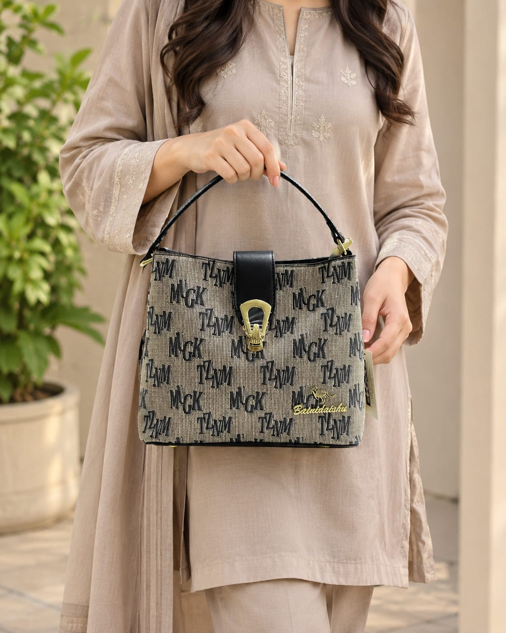 Bandaishu Handbag - houseofluggage